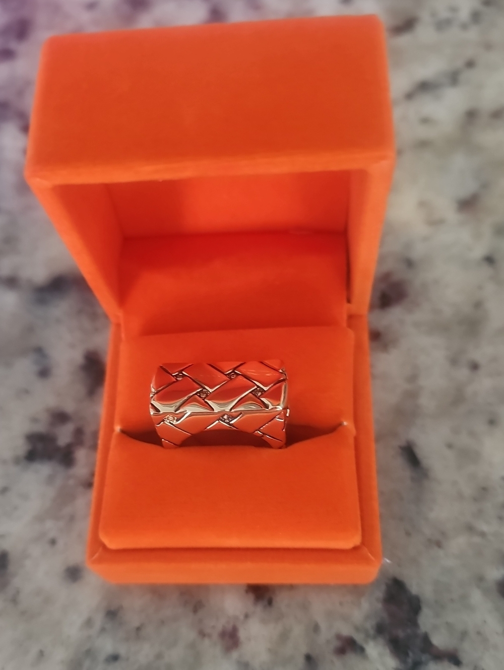 Unusal Kurt Geiger Gold Woven Pattern Ring In Box!